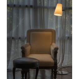 Lámpara de pie Lupe Faro